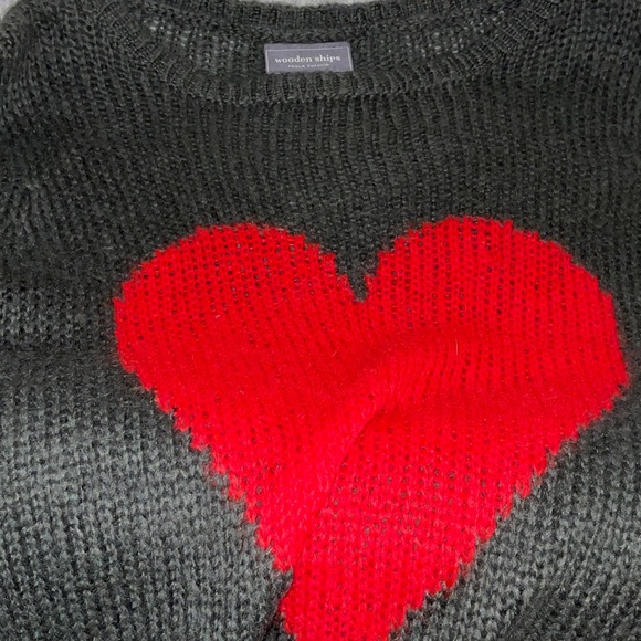 Woodenships Women’s Knit Red heart Gray Crew Neck Mohair wool Blend Sweater S/M - Picture 9 of 11